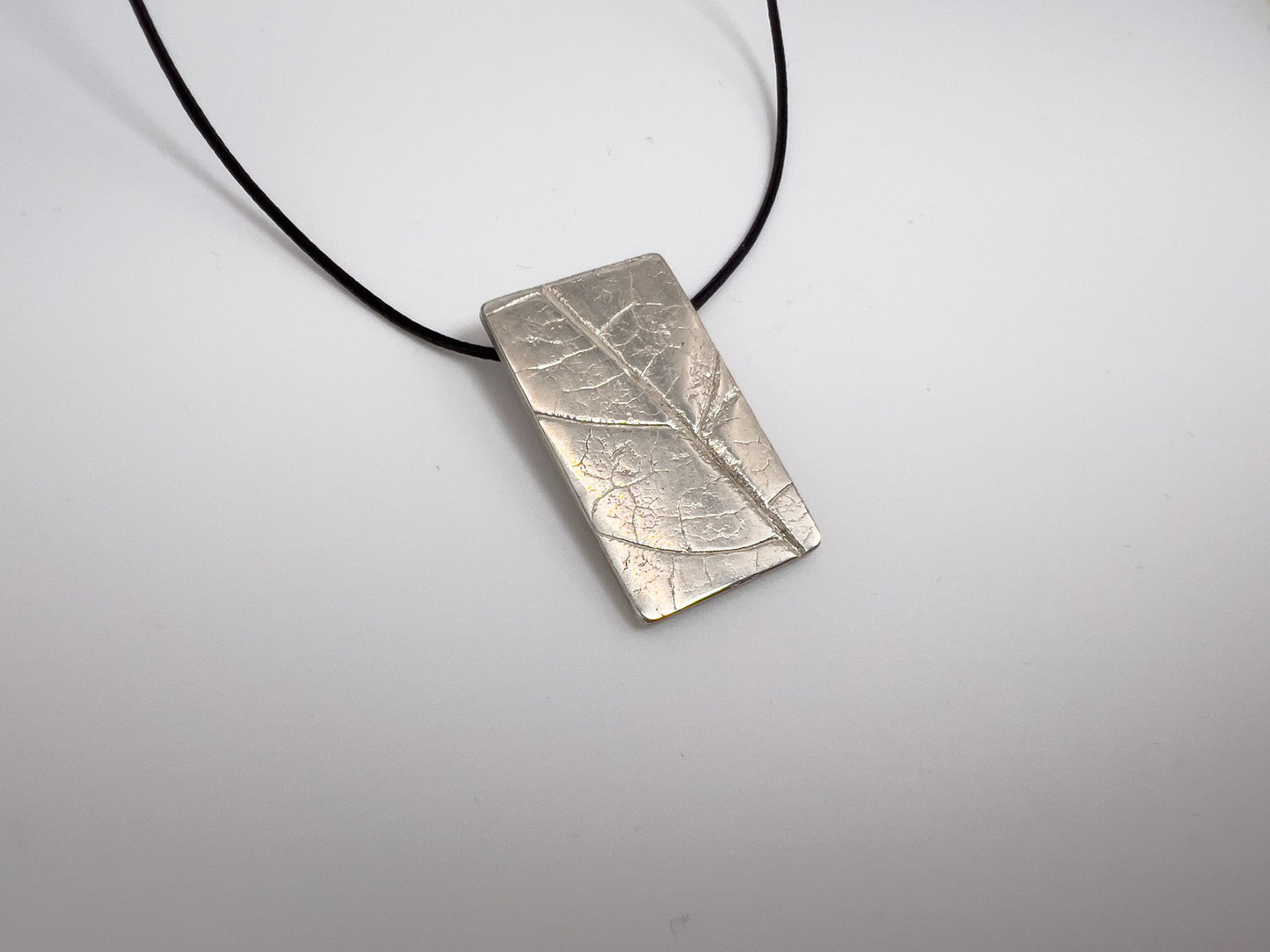 No-20. Silver Leafprint Pendant