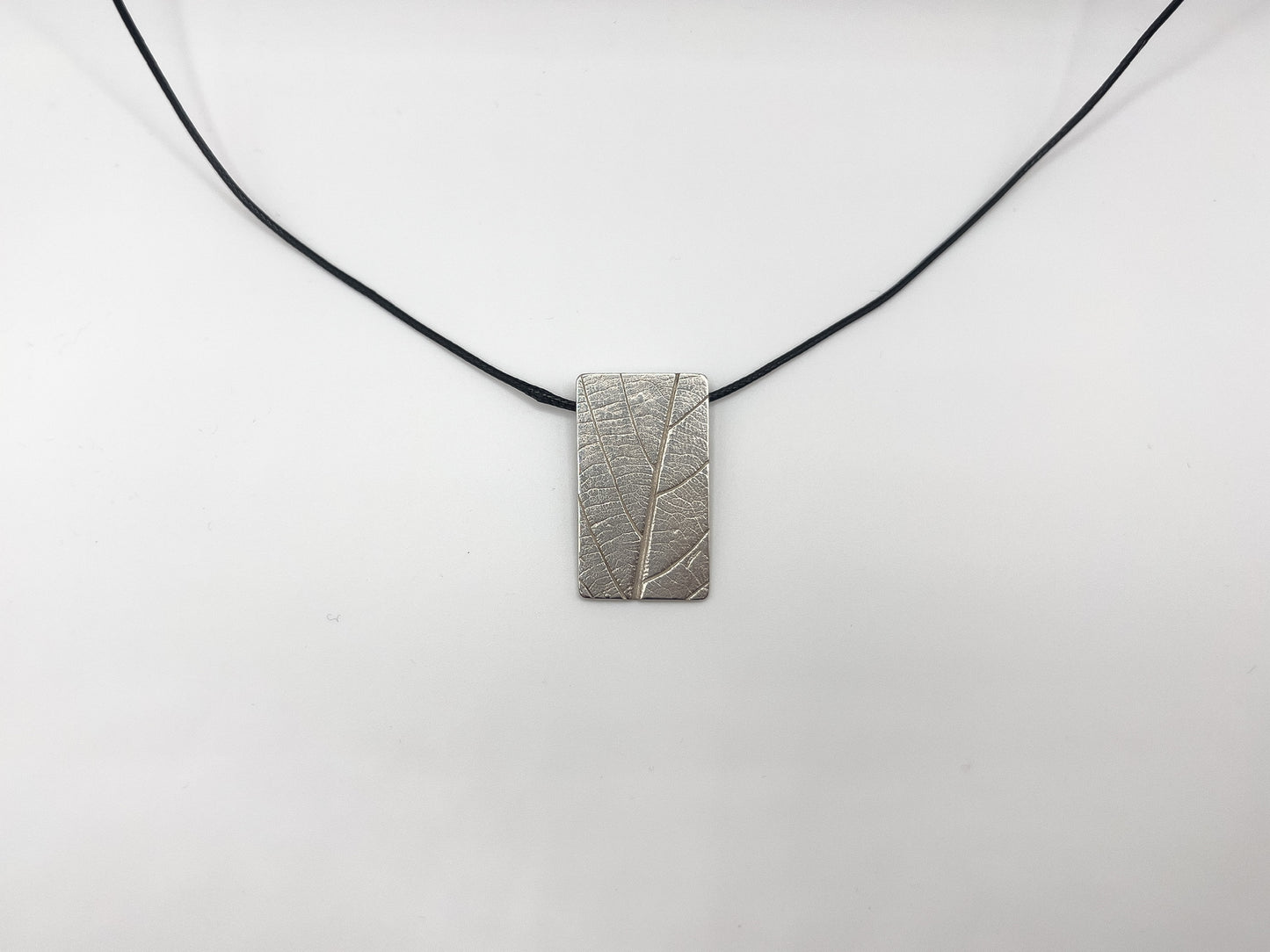 No-21. Silver Leafprint Pendant