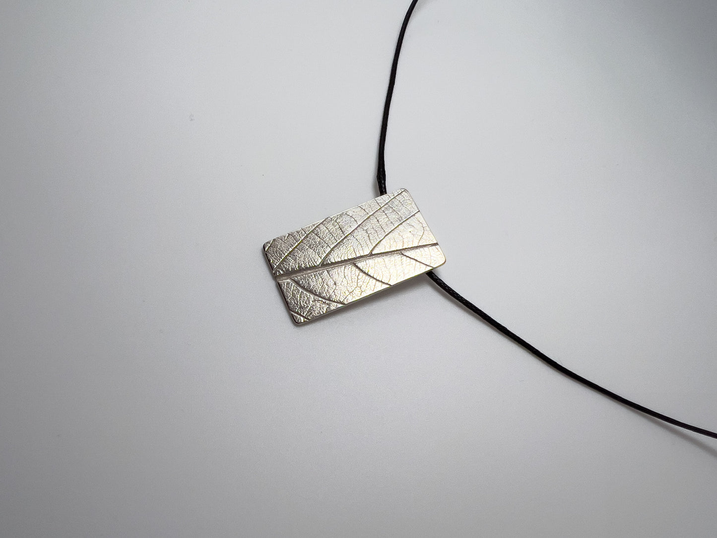 No-21. Silver Leafprint Pendant
