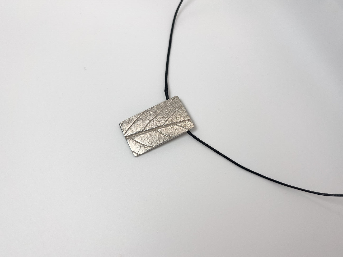 No-21. Silver Leafprint Pendant