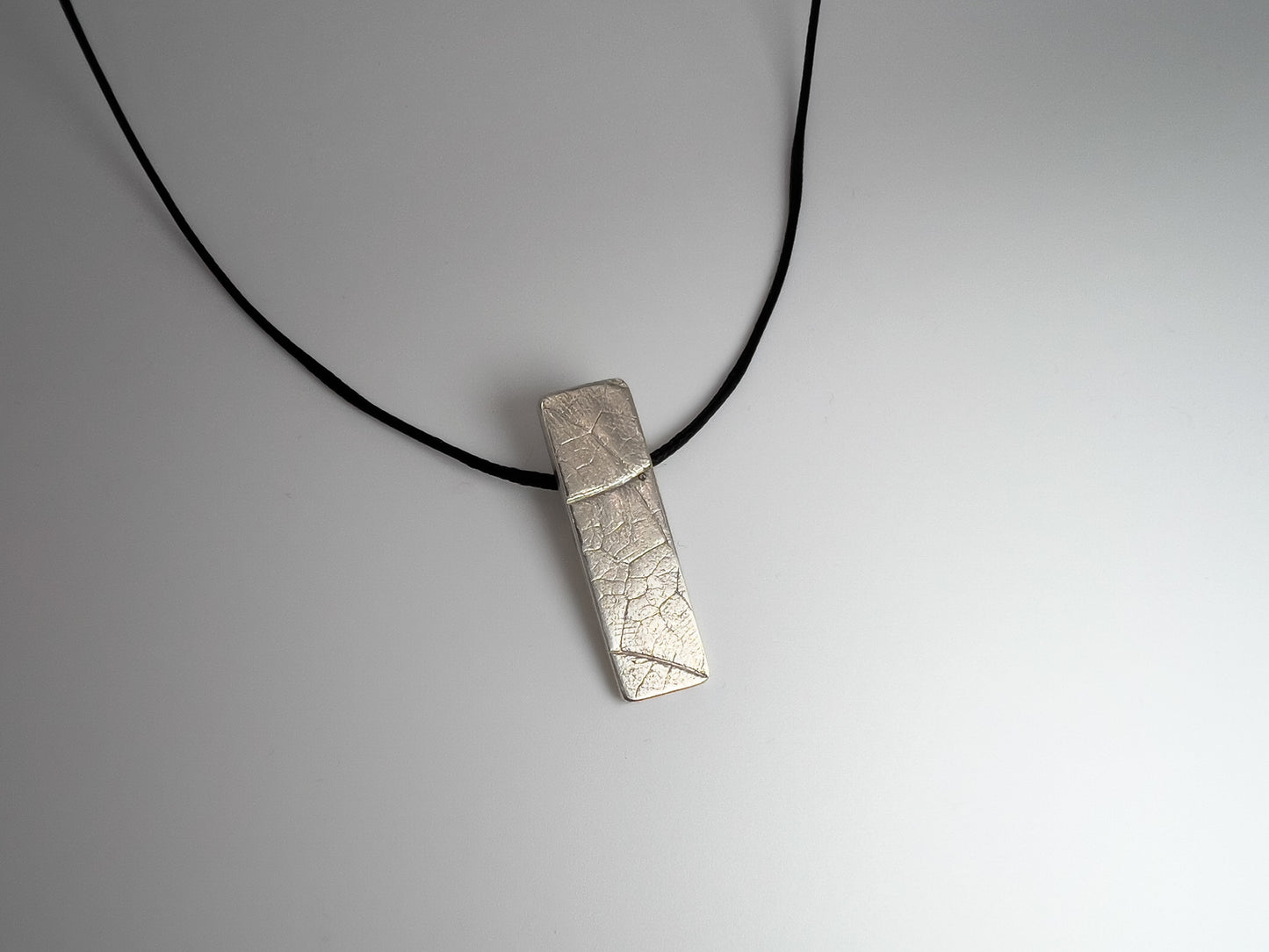 No-32. Silver Leafprint Pendant