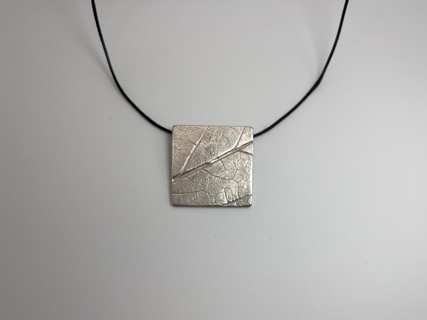 No-37. Silver Leafprint Pendant