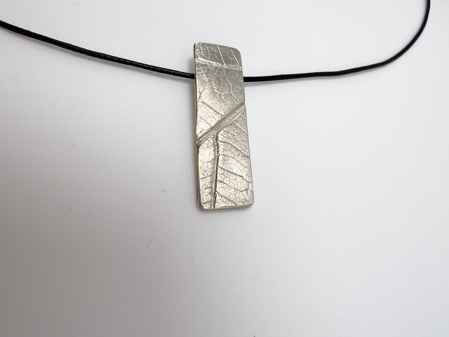 No-45. Silver Leafprint Pendant