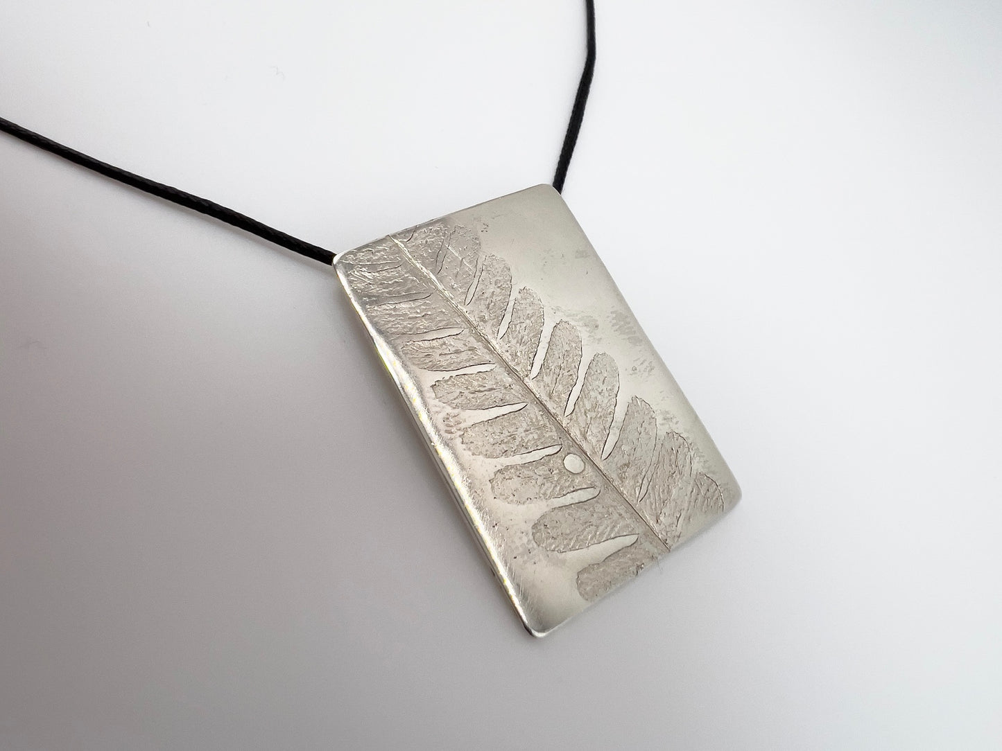 No-49. Silver Leafprint Pendant