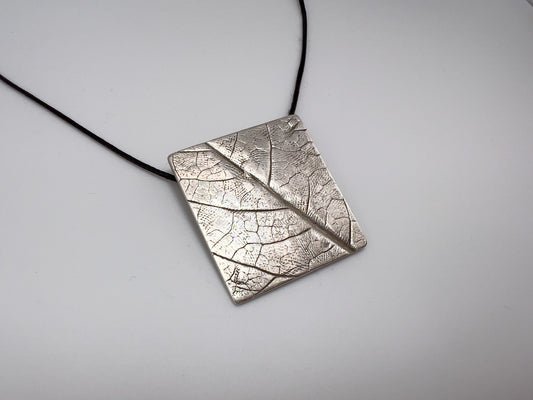 No-34. Silver Leafprint Pendant
