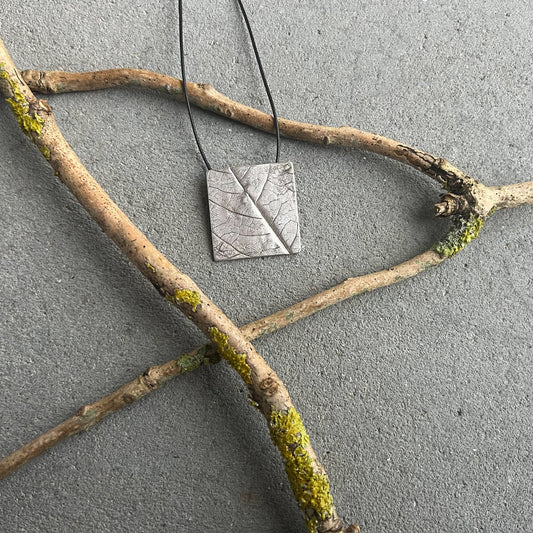 No-34. Silver Leafprint Pendant